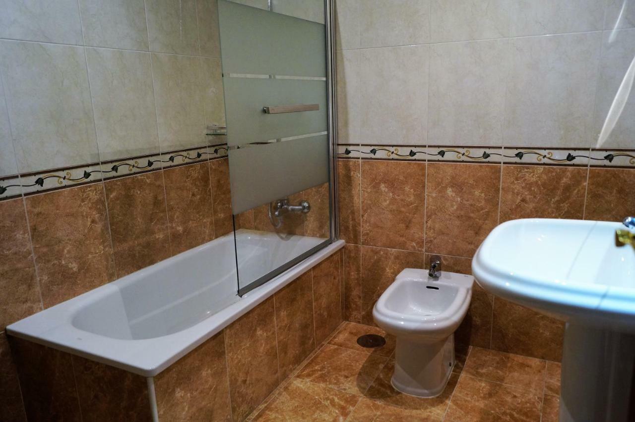 Apartamento Plaza Alfonso XII Málaga Extérieur photo