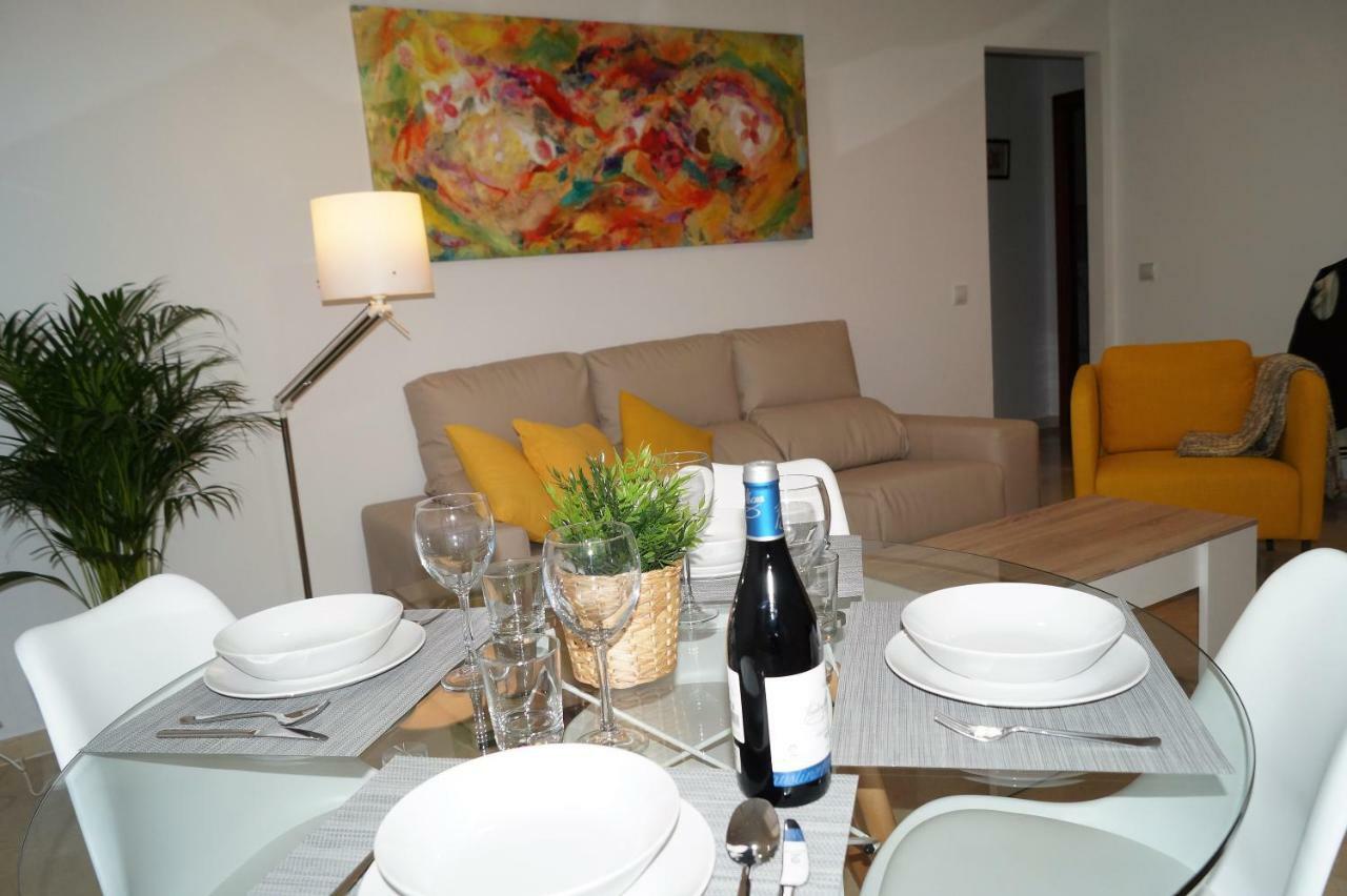 Apartamento Plaza Alfonso XII Málaga Extérieur photo