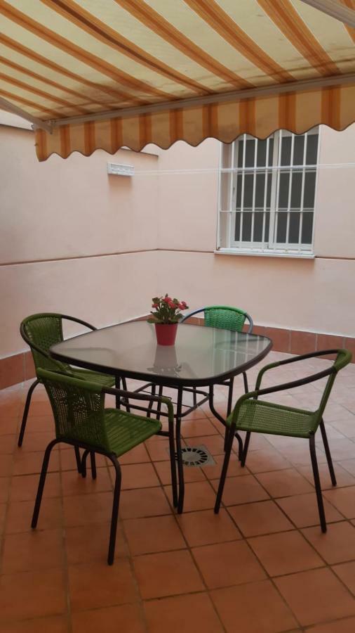 Apartamento Plaza Alfonso XII Málaga Extérieur photo